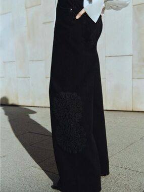 H&M Women’s Black Denim Jeans With Crochet Look Sides Size 10 NWT Wide Leg